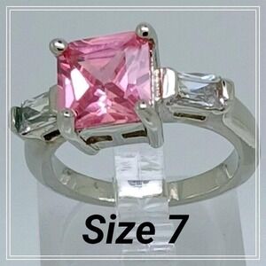 Vintage Pink Princess Cut Three Stone Ring Silver Tone‎ Baguette Accents Size 7